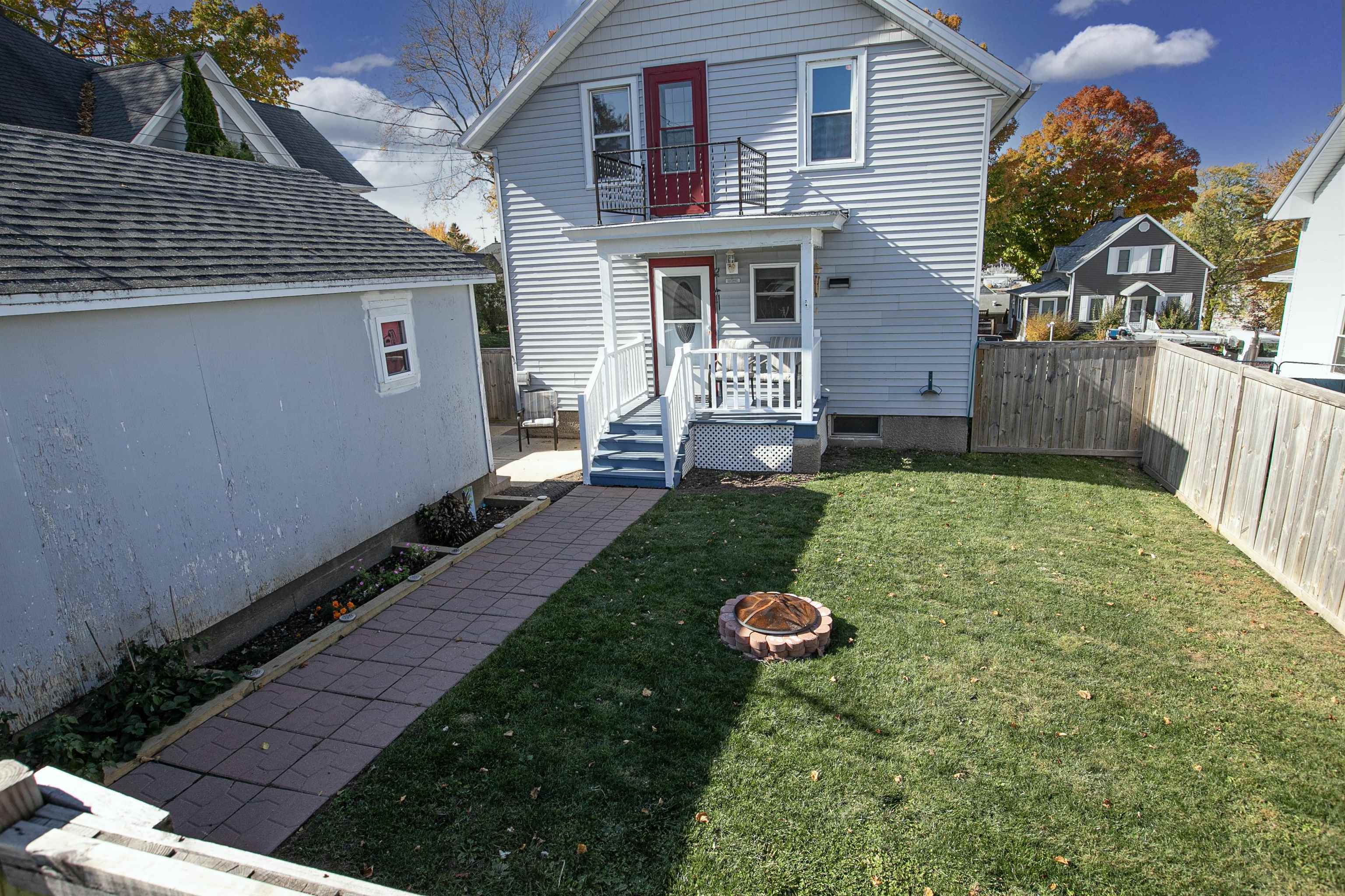 Property Photo:  2226 Jackson Street  WI 53061 