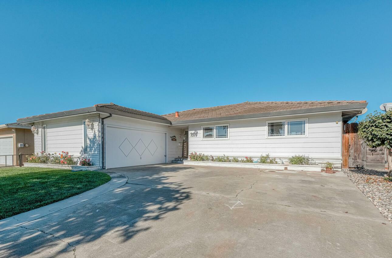 Property Photo:  1519 Atherton Way  CA 93906 