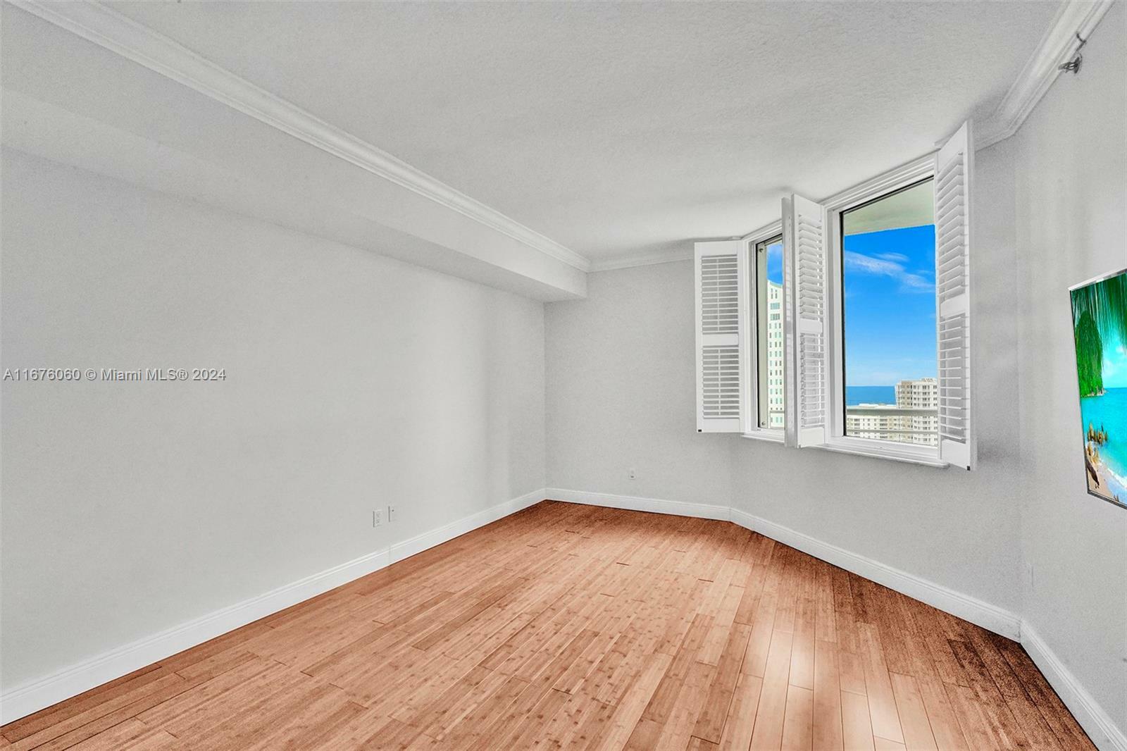 Property Photo:  325 S Biscayne Blvd 3521  FL 33131 