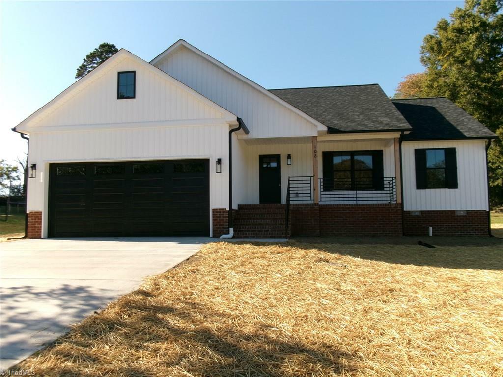 Property Photo:  108 Camino Drive  NC 27360 