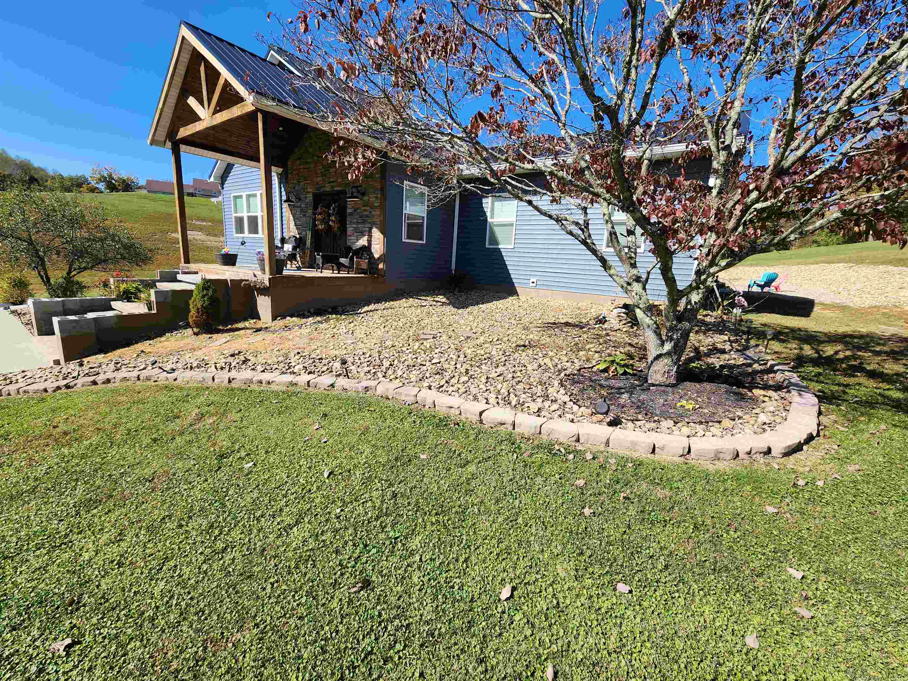 Property Photo:  6615 Daniels Fork Rd.  KY 41102 