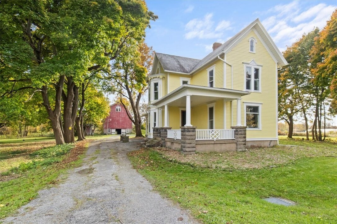 Property Photo:  1225 Martin Road  NY 14586 