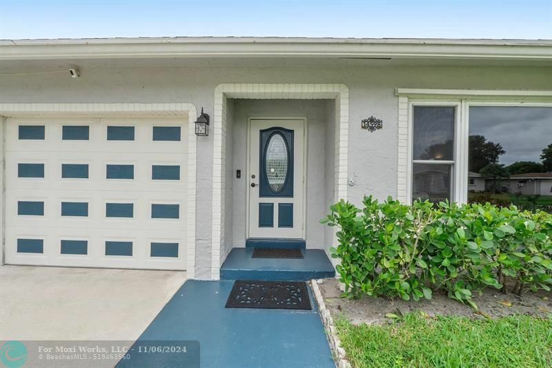 Property Photo:  14598 Sunny Waters Ln  FL 33484 