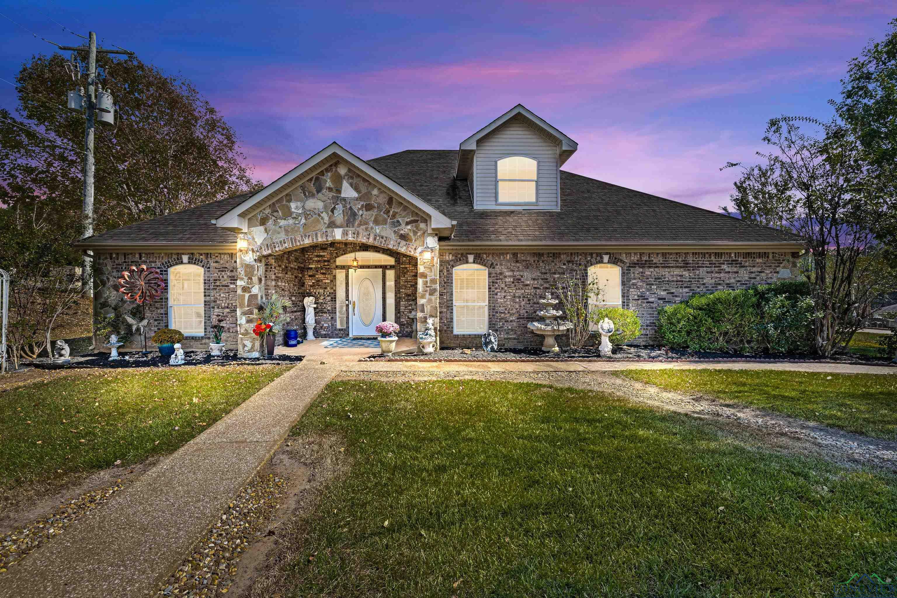 Property Photo:  1204 S White Oak Rd.  TX 75693 