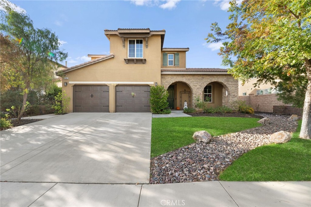Property Photo: 35469 Summerholly Lane CA 92563