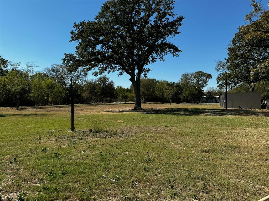 106 N Edward  Quinlan TX 75474 photo