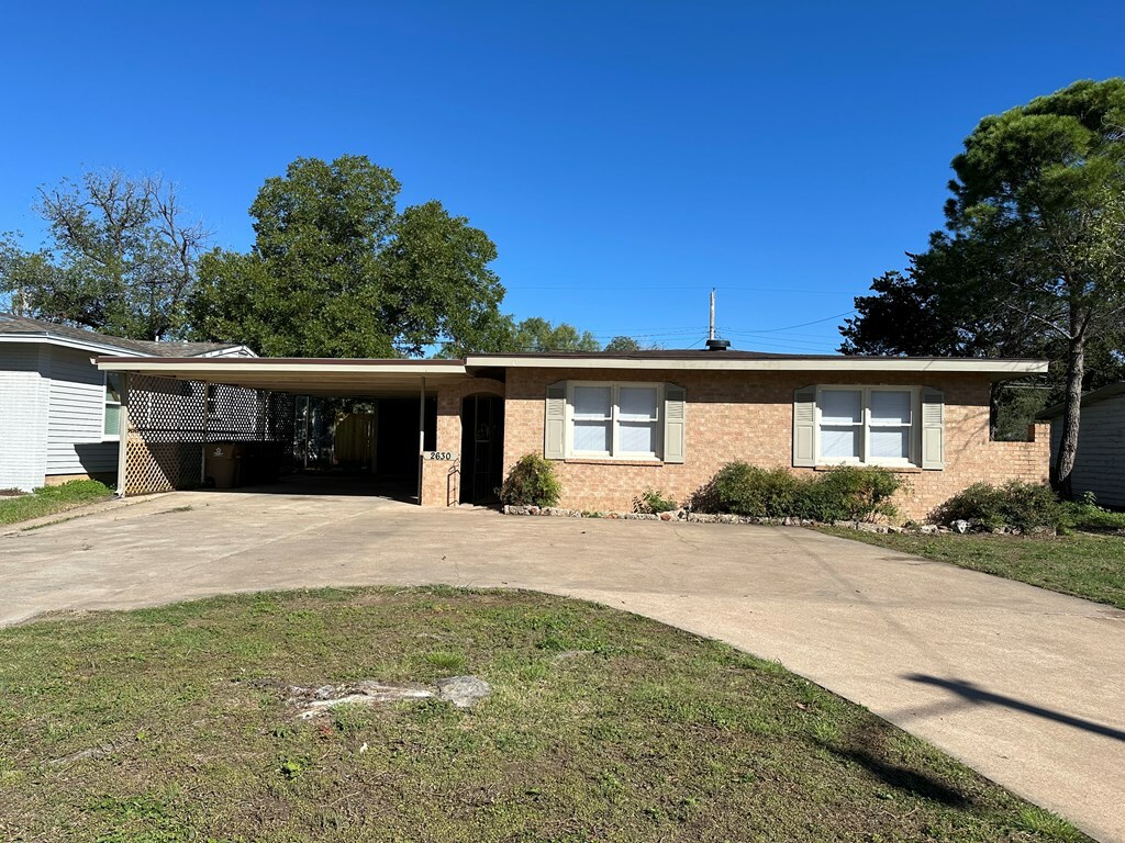 Property Photo:  2630 Beauregard Ave  TX 76901 