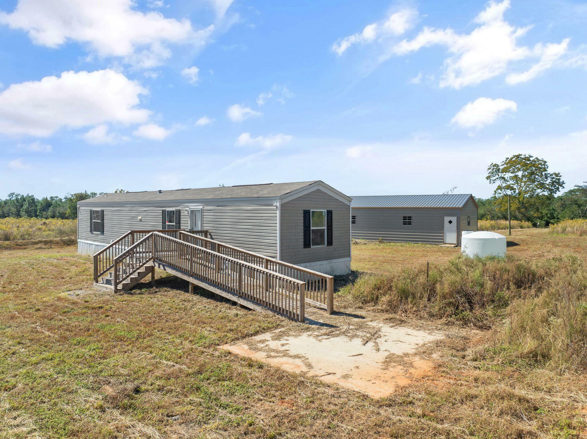 Property Photo:  6590 Beaver Creek Road  FL 32531 