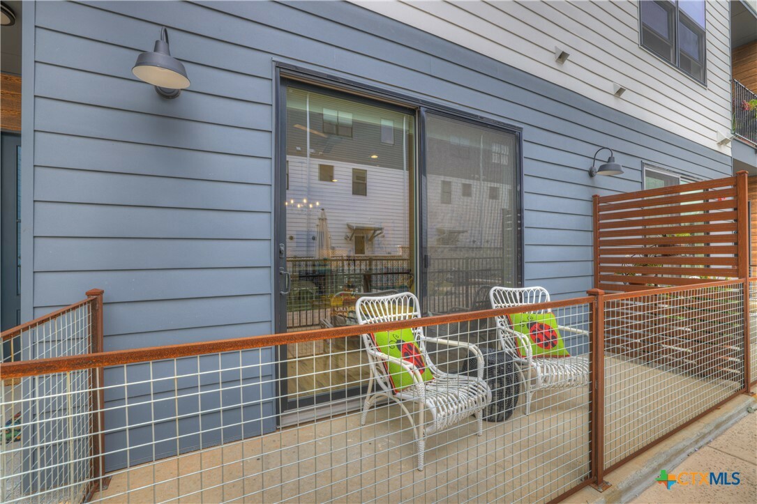 Property Photo:  1208 N Academy Avenue 3101  TX 78130 