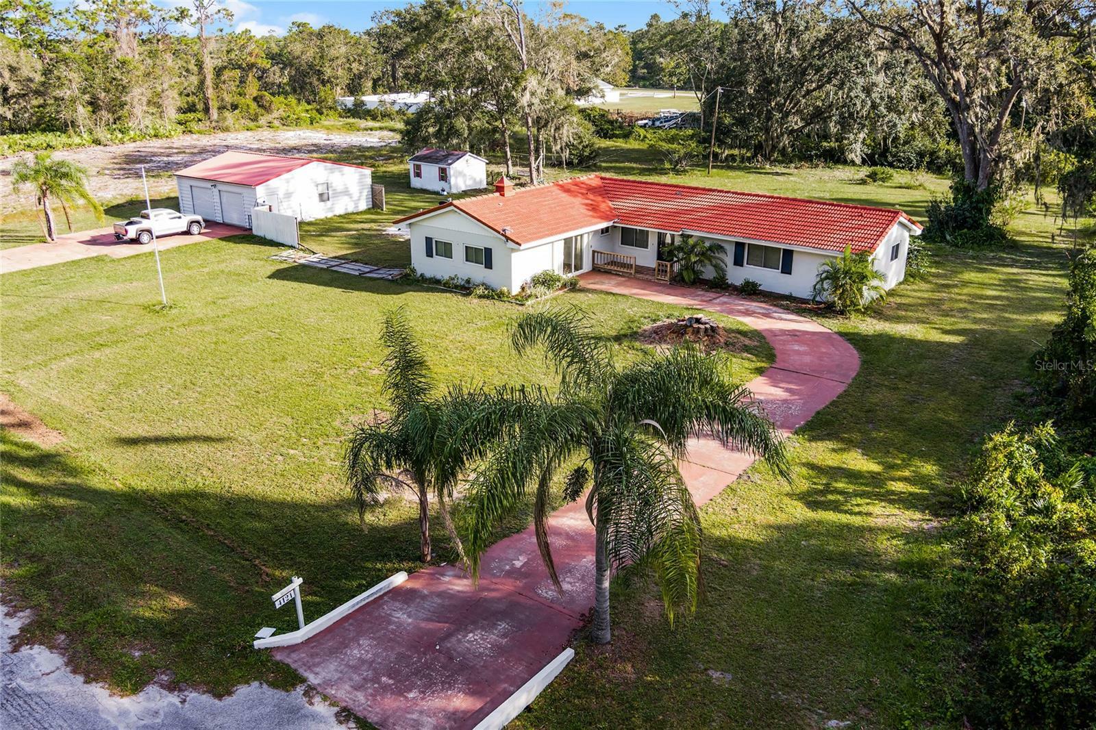 Property Photo:  4121 El Dorado Drive  FL 33855 