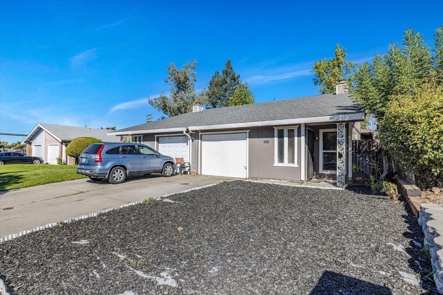 Property Photo:  3907 Senate Avenue  CA 95660 