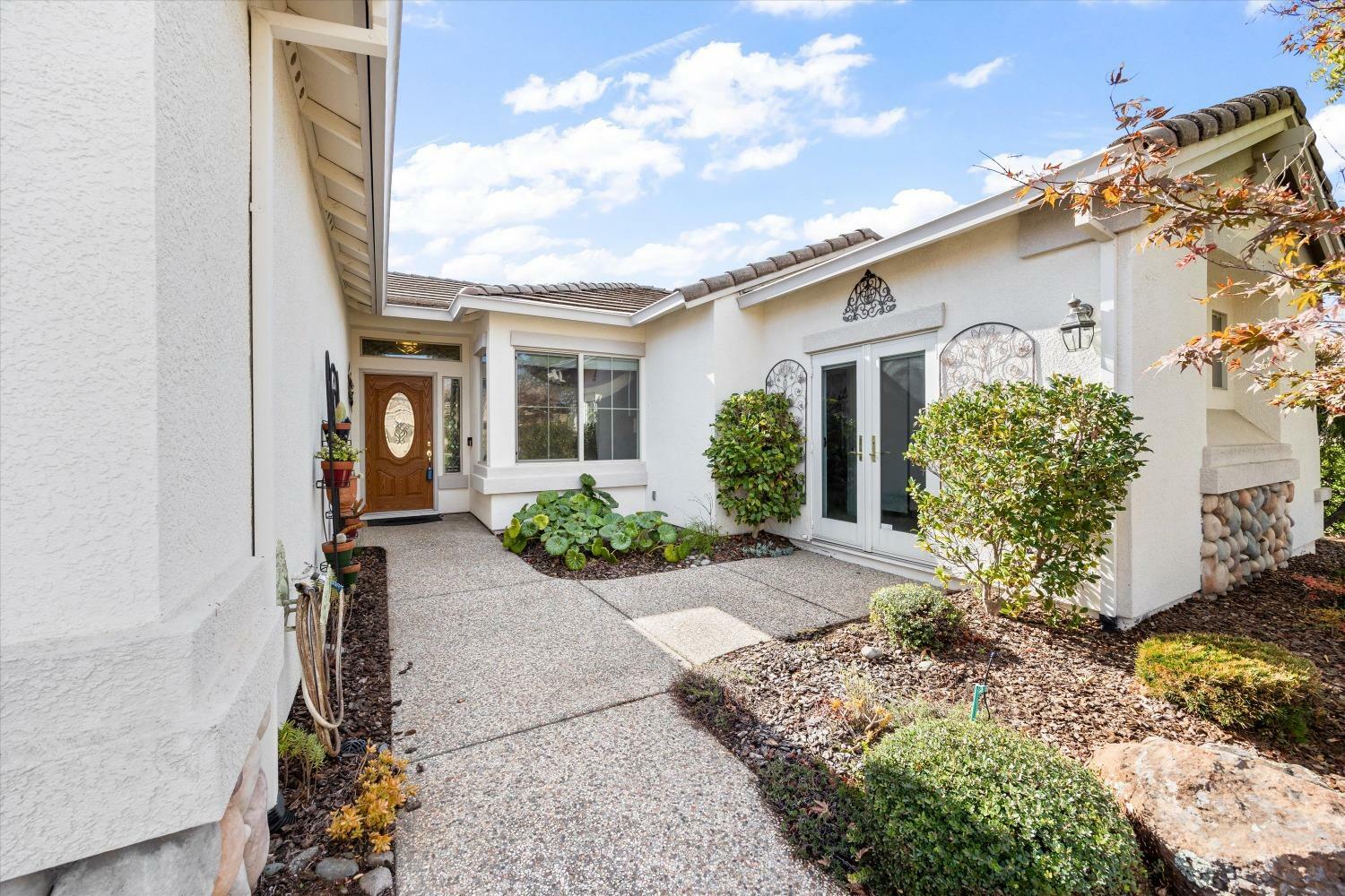 Property Photo:  2201 Monument Drive  CA 95648 