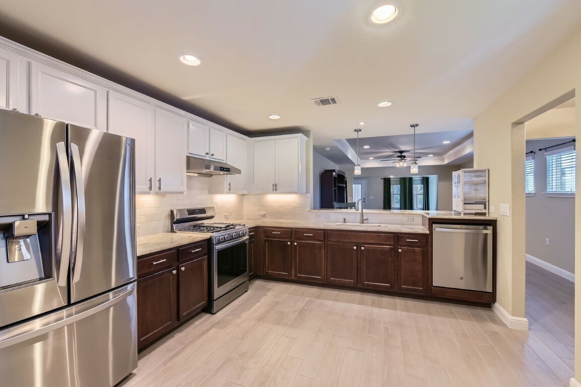 Property Photo: 501 Holiday Creek Lane TX 78633