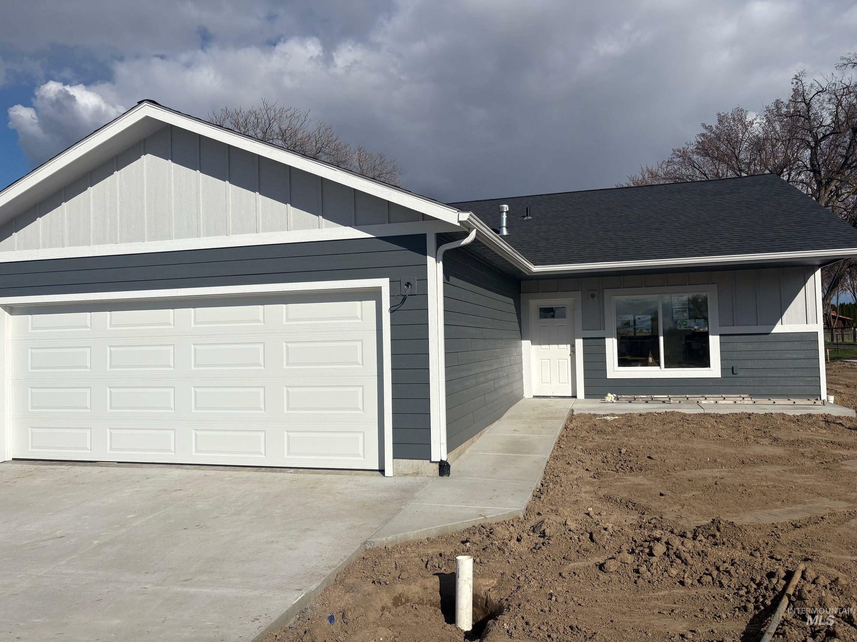 Property Photo: 3419 Glacier Drive ID 83501