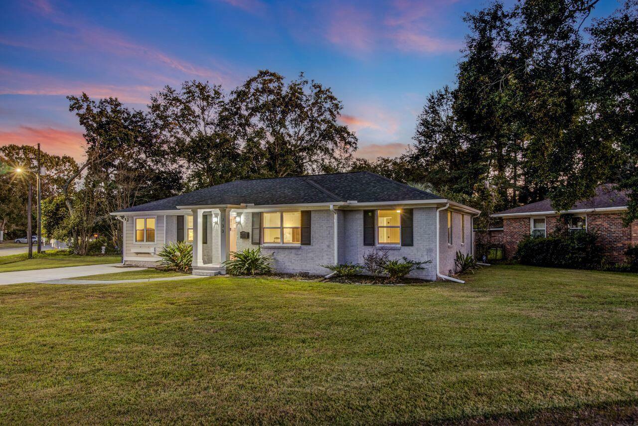 Property Photo:  733 Longfellow Road  SC 29407 