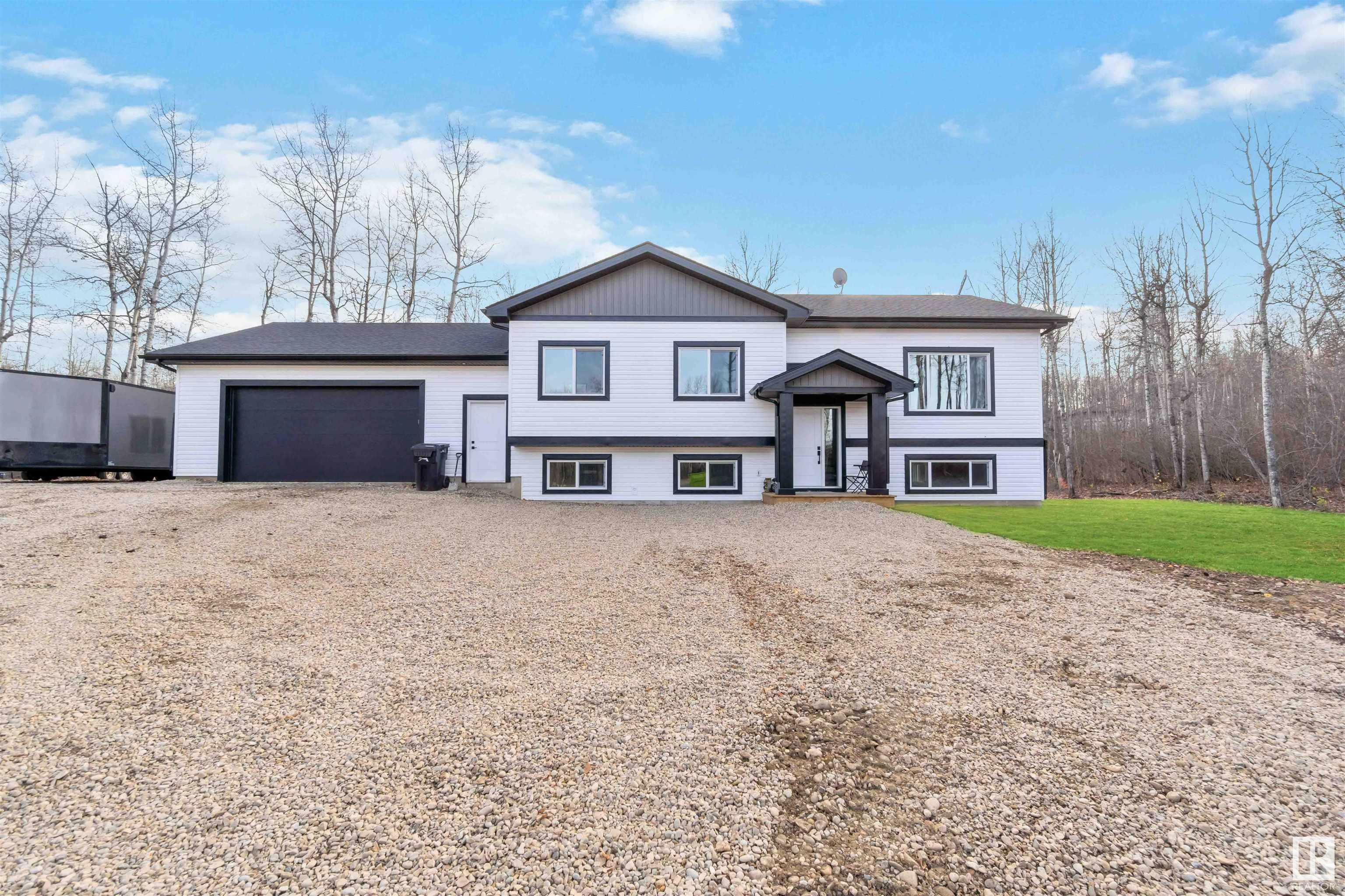 Property Photo:  54419 Range Road 14 27  AB T0E 1V0 