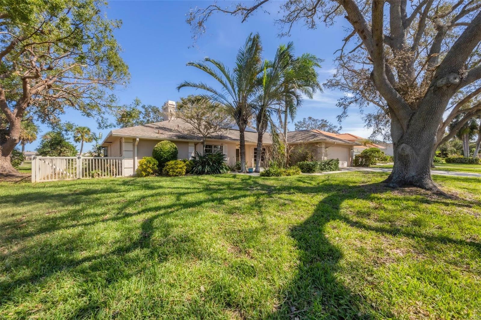 Property Photo:  3755 Prairie Dunes Drive  FL 34238 