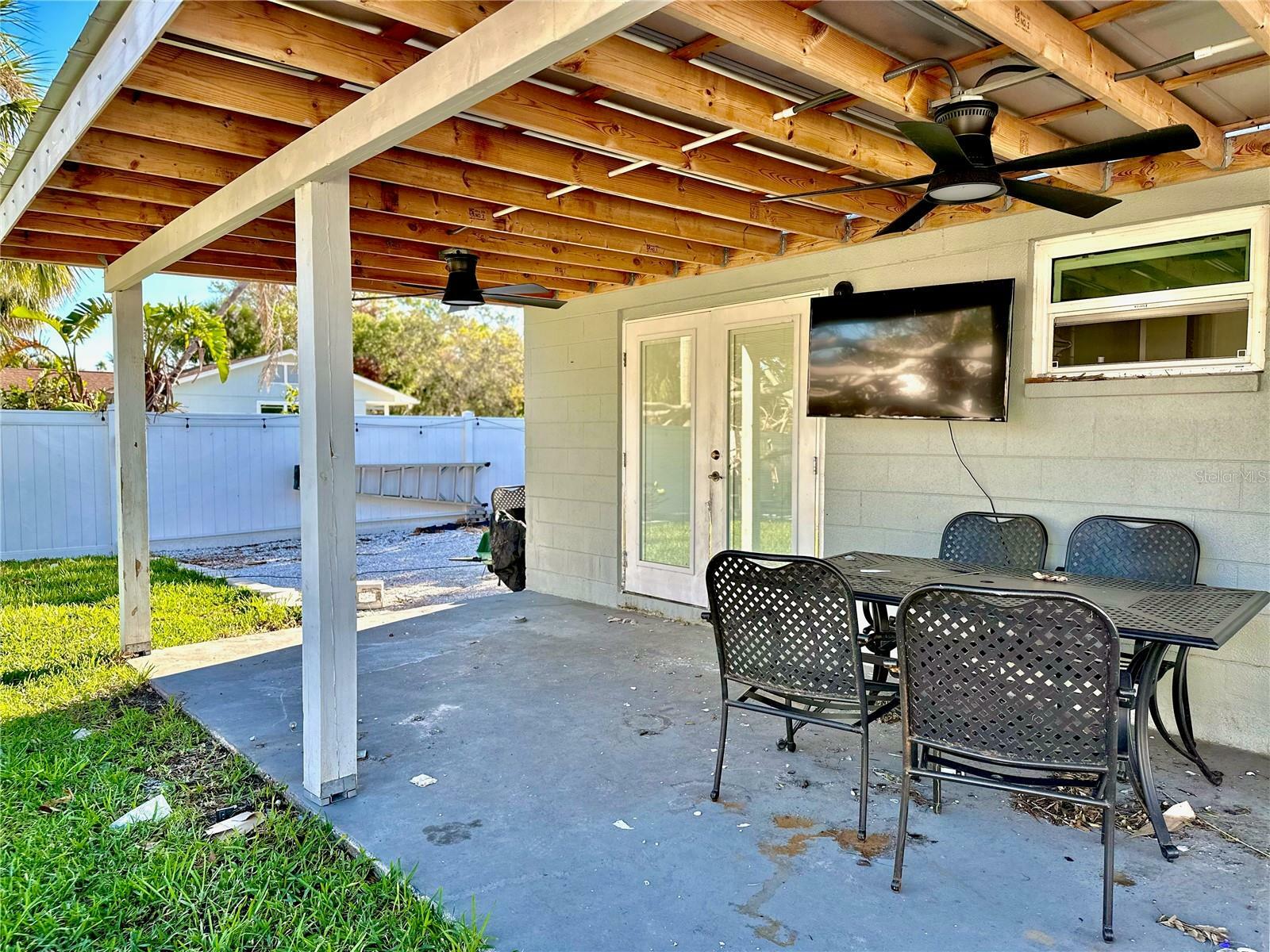 Property Photo:  3634 Bayshore Boulevard NE  FL 33703 