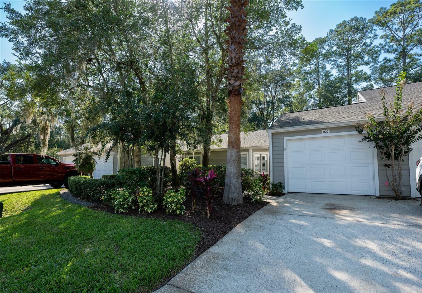 Property Photo:  920 NW 124th Drive  FL 32669 