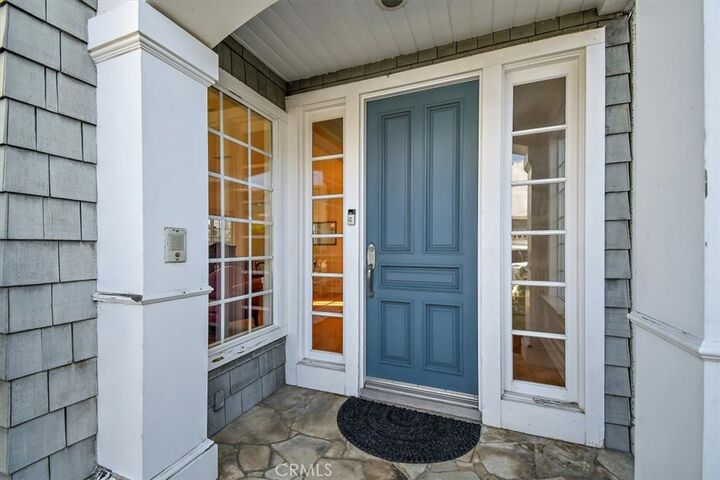 Property Photo: 216 Morningside Drive CA 90266
