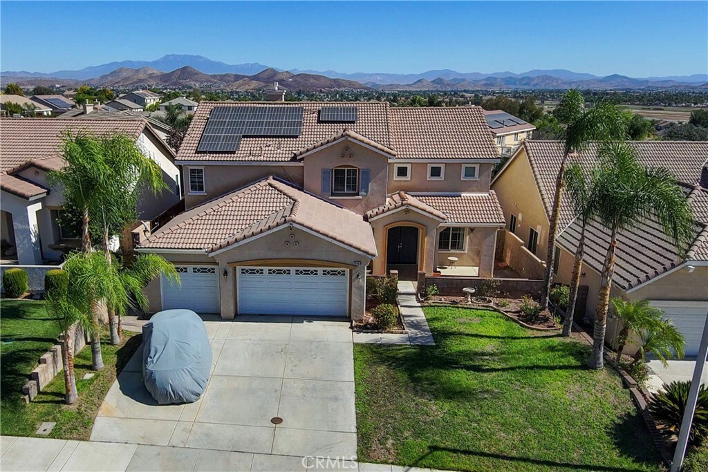 Property Photo:  29068 Boulder Crest Way  CA 92584 