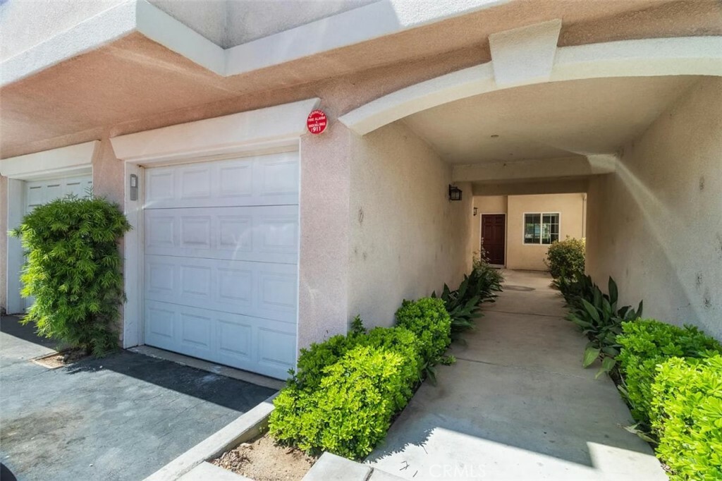 Property Photo:  93 Kansas Street 506  CA 92373 