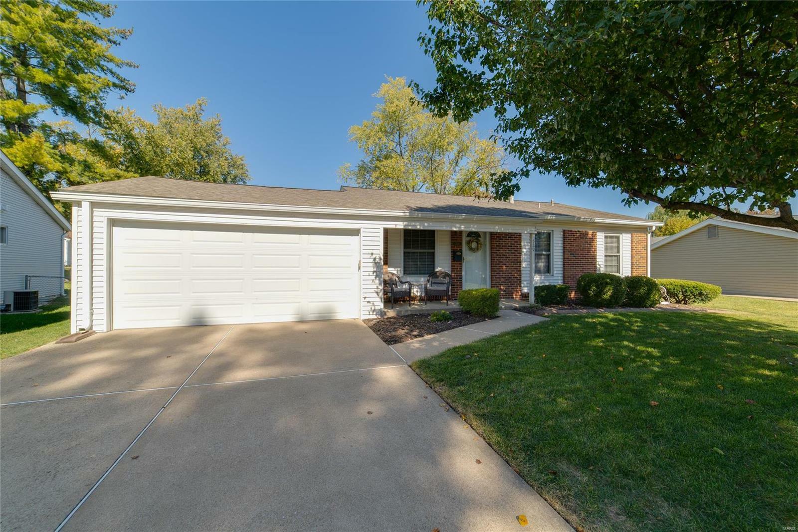 Property Photo:  529 Foxtrail Drive  MO 63042 