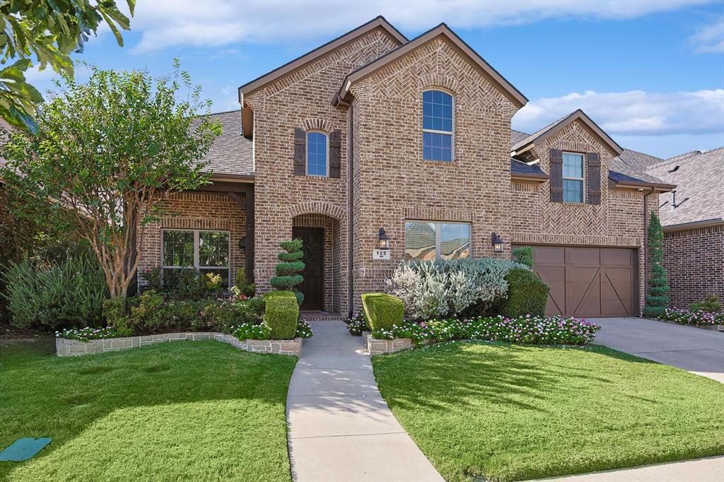 Property Photo:  125 Sunrise Drive  TX 76226 