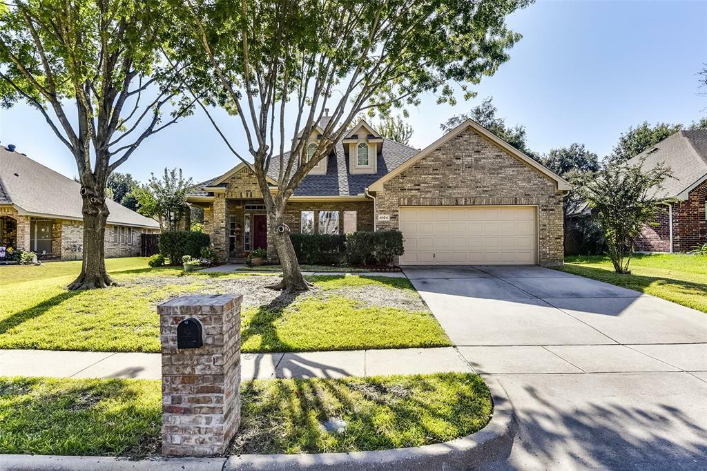 Property Photo:  4104 Wildbriar Lane  TX 76063 