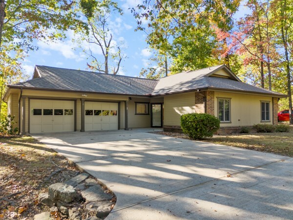 Property Photo:  1 Sandwick Drive  AR 72715 