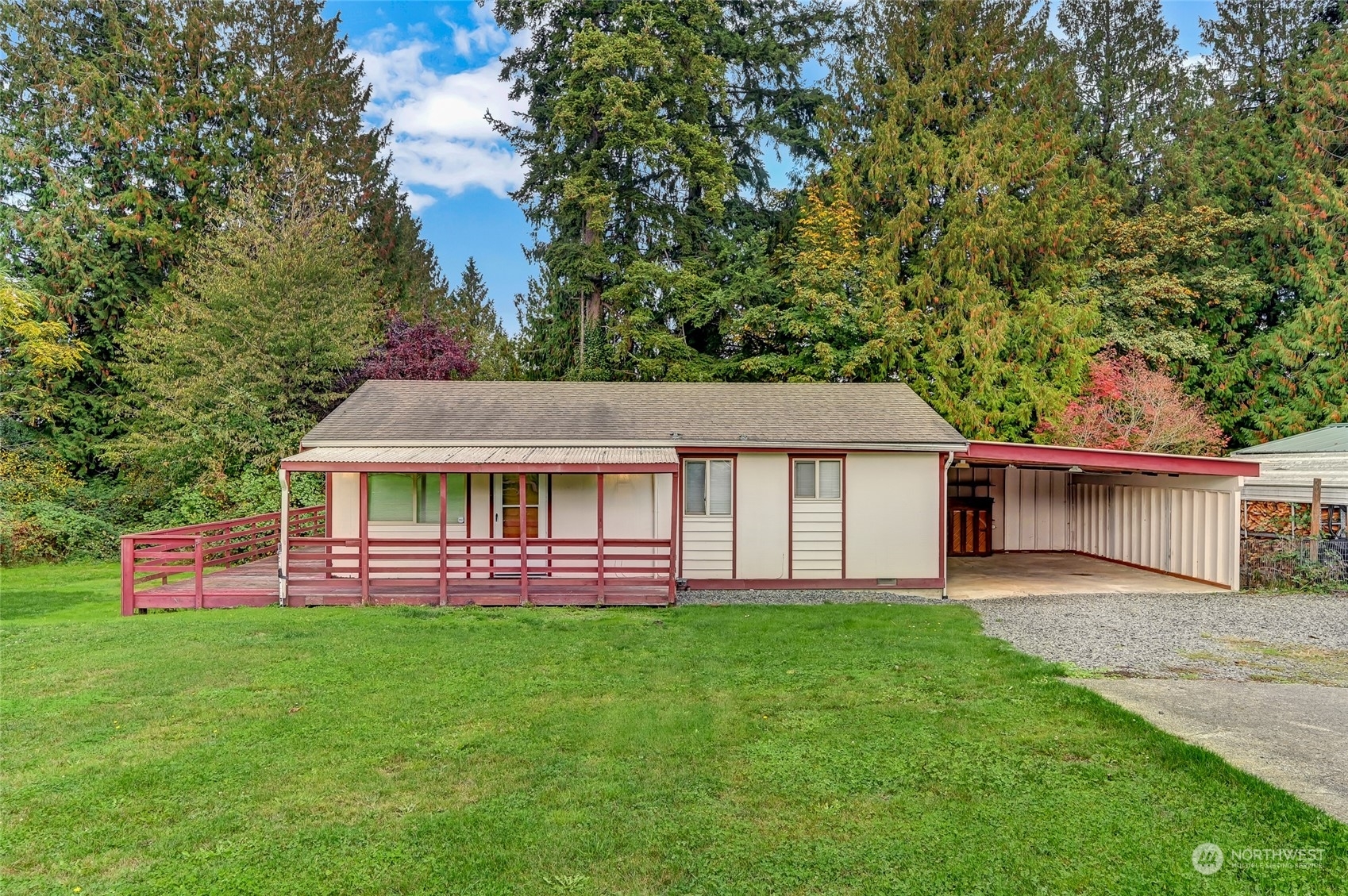 Property Photo:  7911 Skipley Rd  WA 98290 