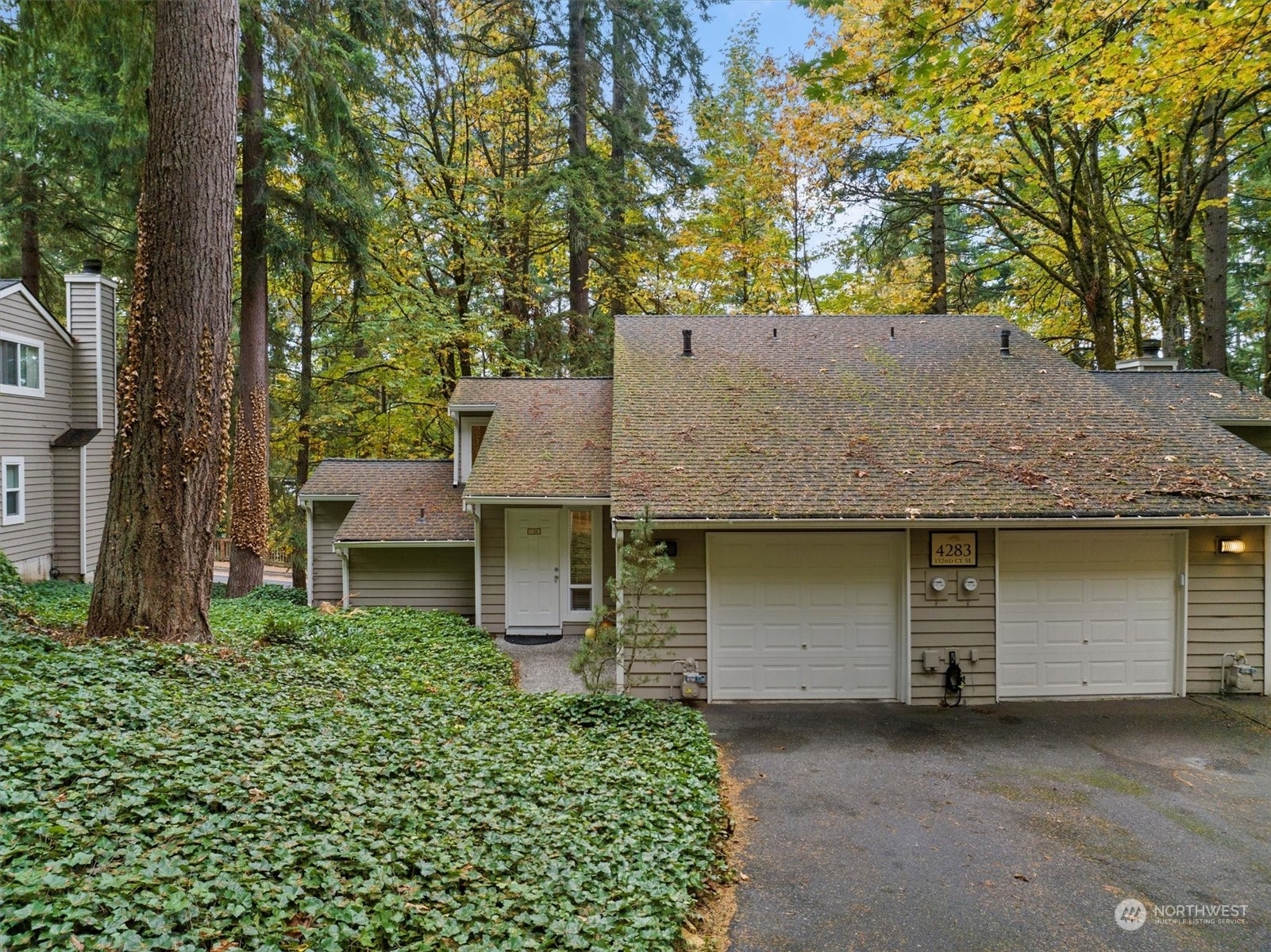 Property Photo:  4283 152nd Court SE 2A  WA 98006 