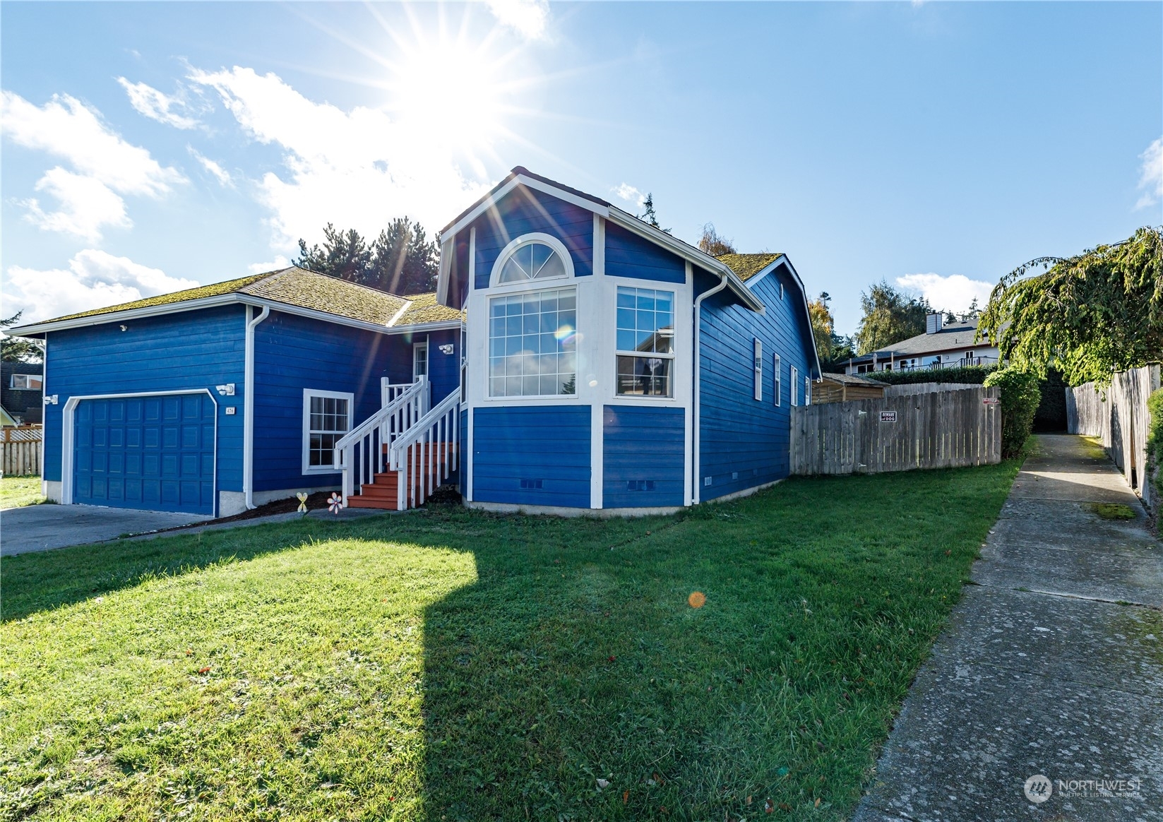 Property Photo:  476 SW Erie Circle  WA 98277 