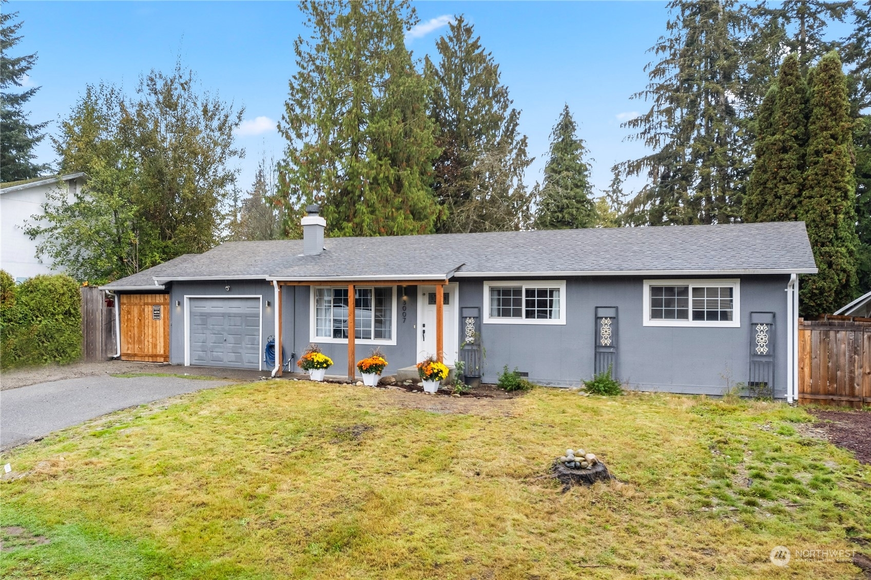 Property Photo:  3007 138th Street SE  WA 98012 