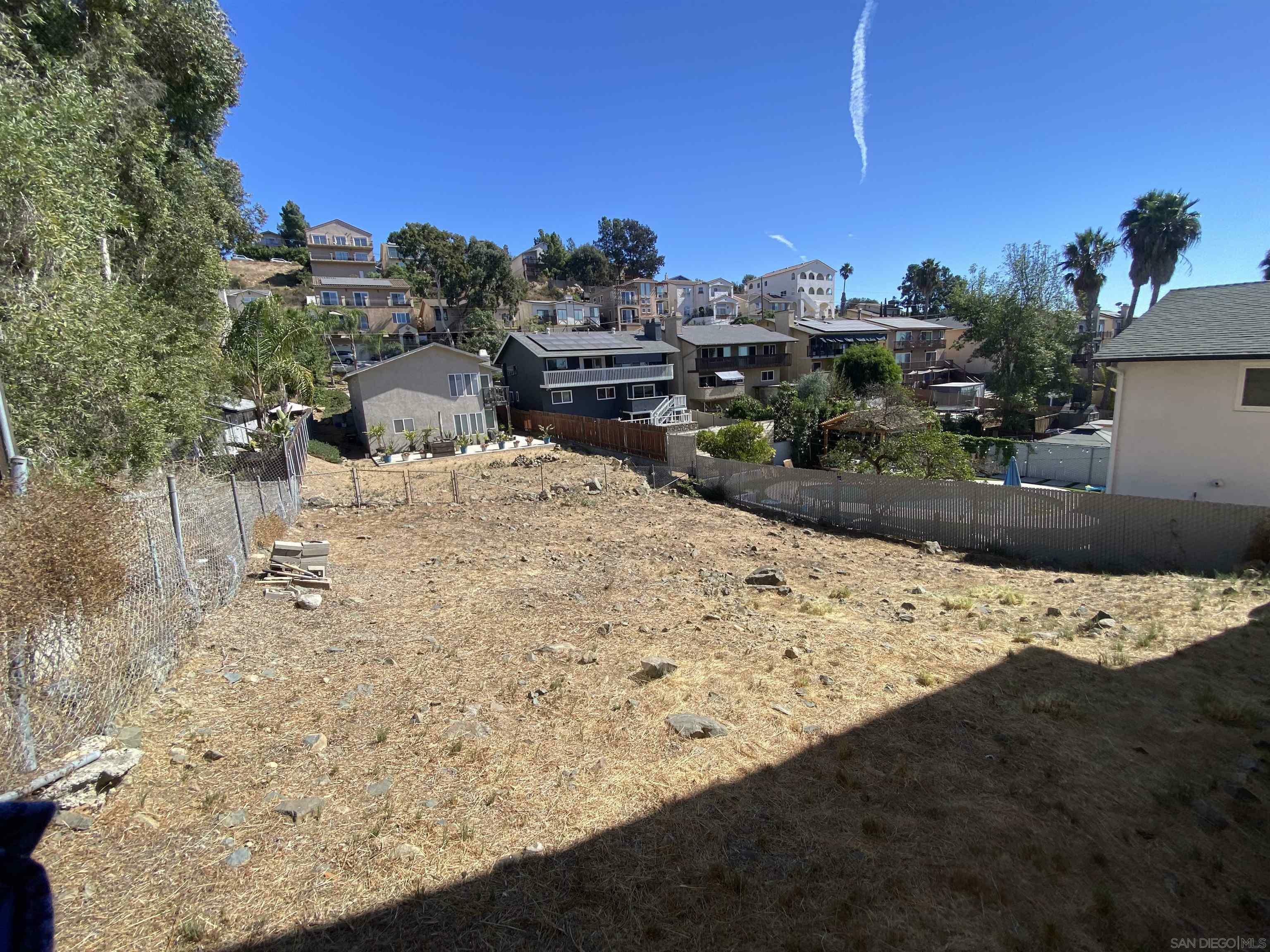 Property Photo:  1659 Portola Ave  CA 91977 