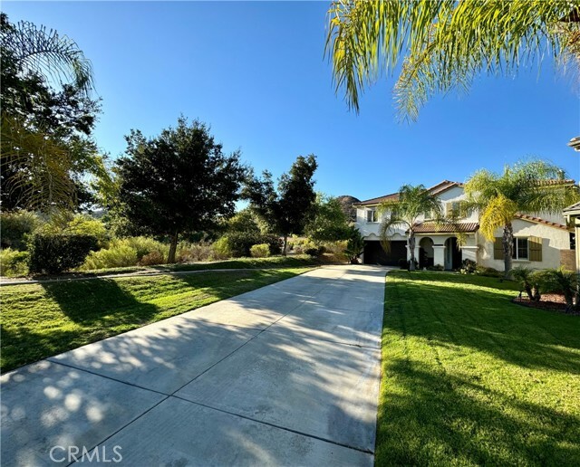 Property Photo:  27296 Bottle Brush Wy  CA 92562 