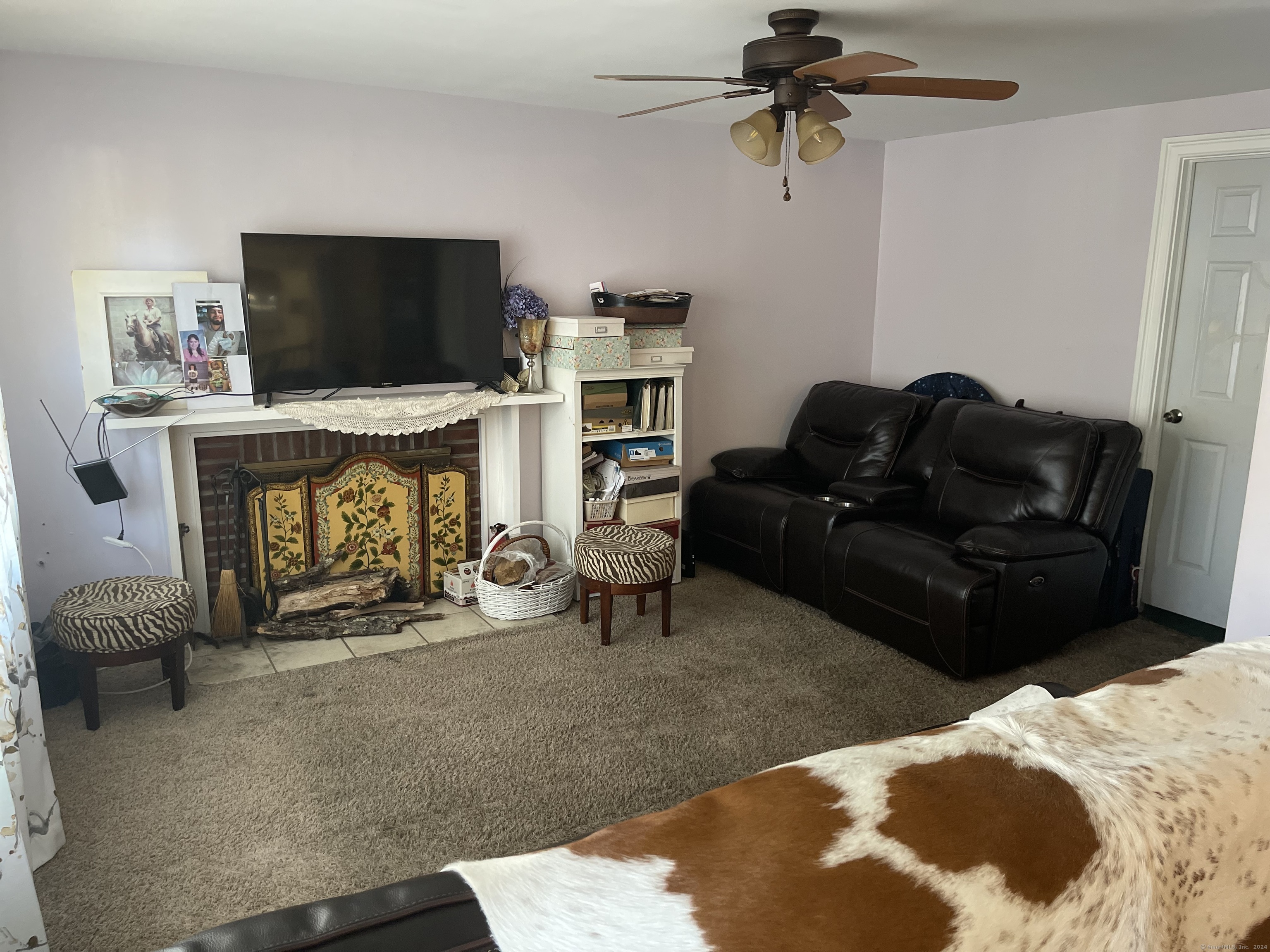 Property Photo:  484 Merwin Avenue  CT 06460 