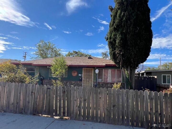 320 I Street  Tehachapi CA 93561 photo