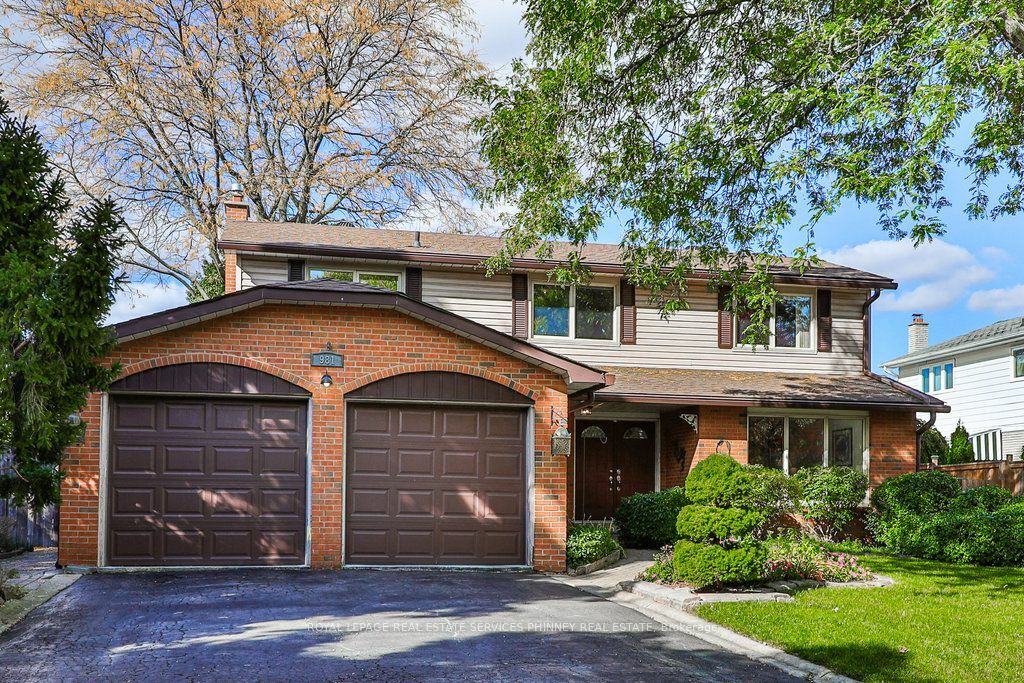 981 Valdese Dr  Mississauga ON L5C 2Z5 photo