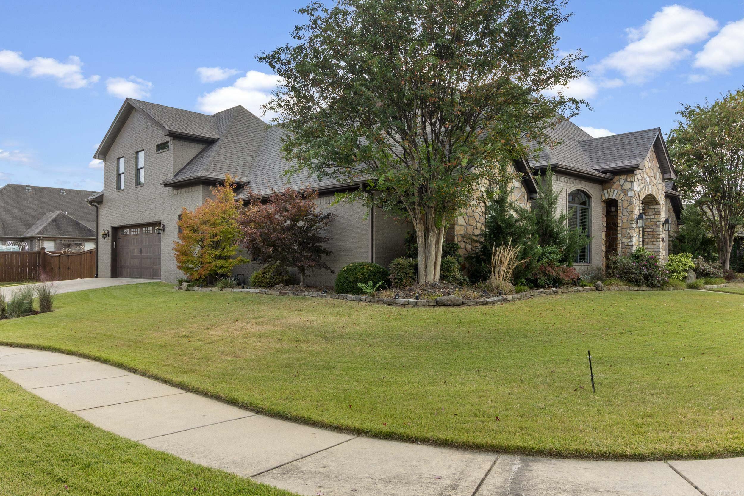 Property Photo:  5105 Round Rock  AR 72034 