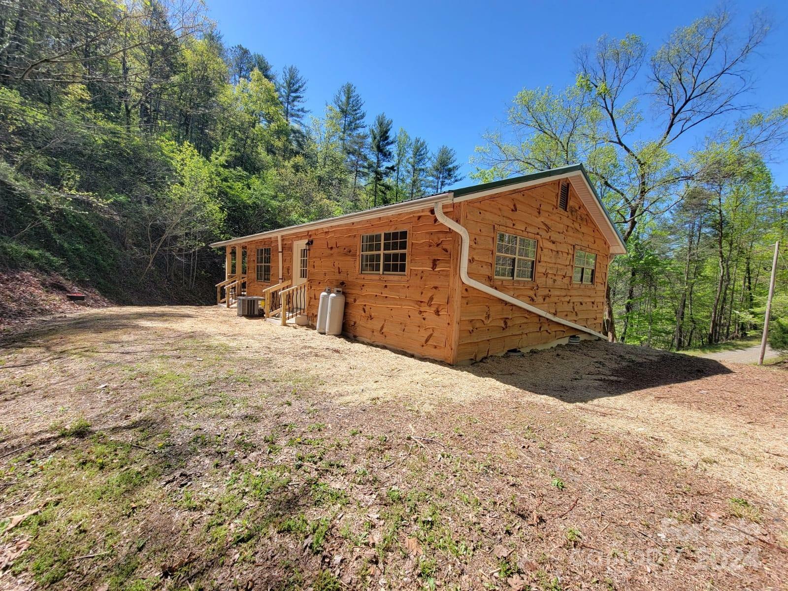 Property Photo:  280 Plum Tree Holler Drive  NC 28743 