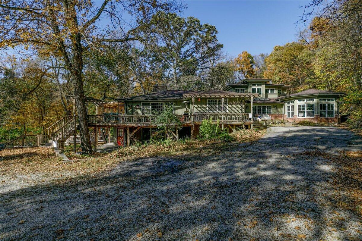 Property Photo: 2410 State Avenue IA 50014