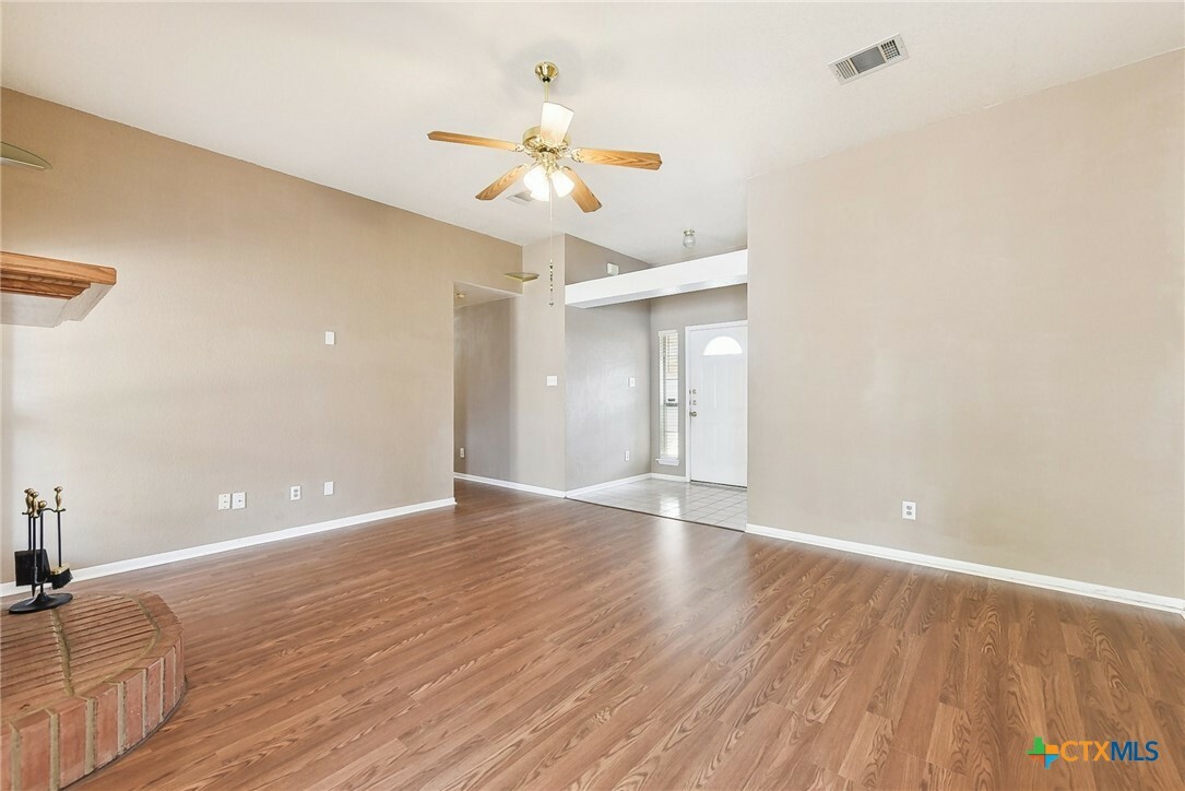 Property Photo:  4301 Adobe Drive  TX 76542 