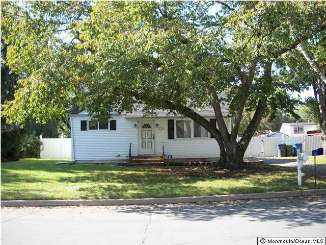 20 Howard Avenue  Tinton Falls NJ 07724 photo
