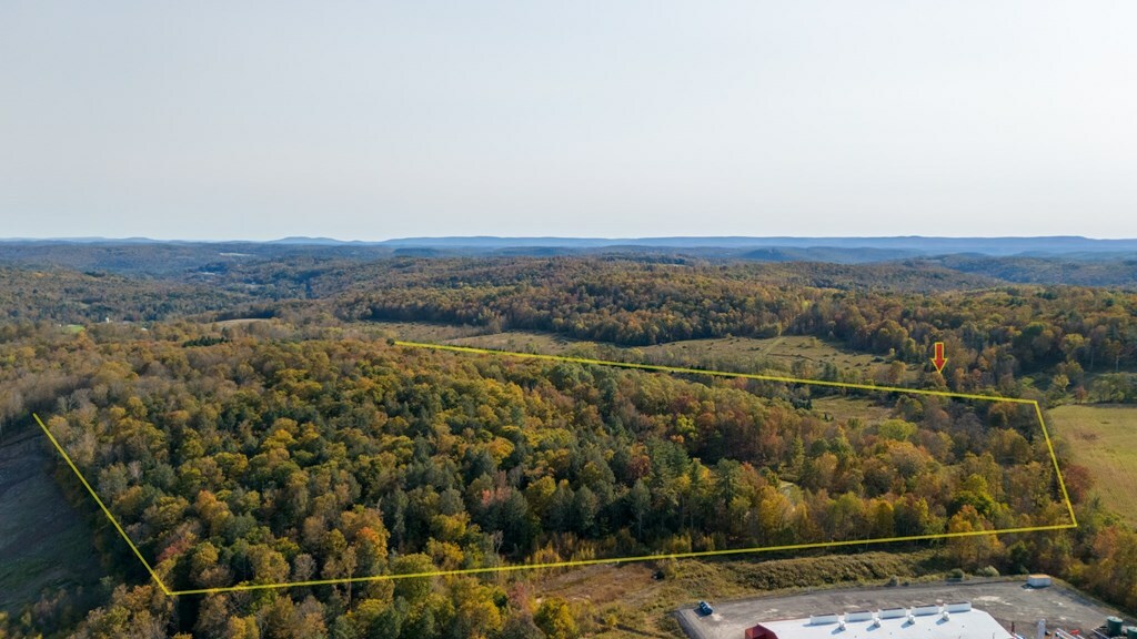 Property Photo:  304/366 Babcock Rd  PA 18845 