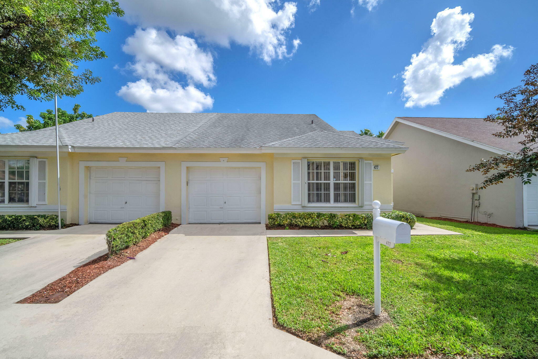 Property Photo:  477 SE 20th Drive  FL 33033 