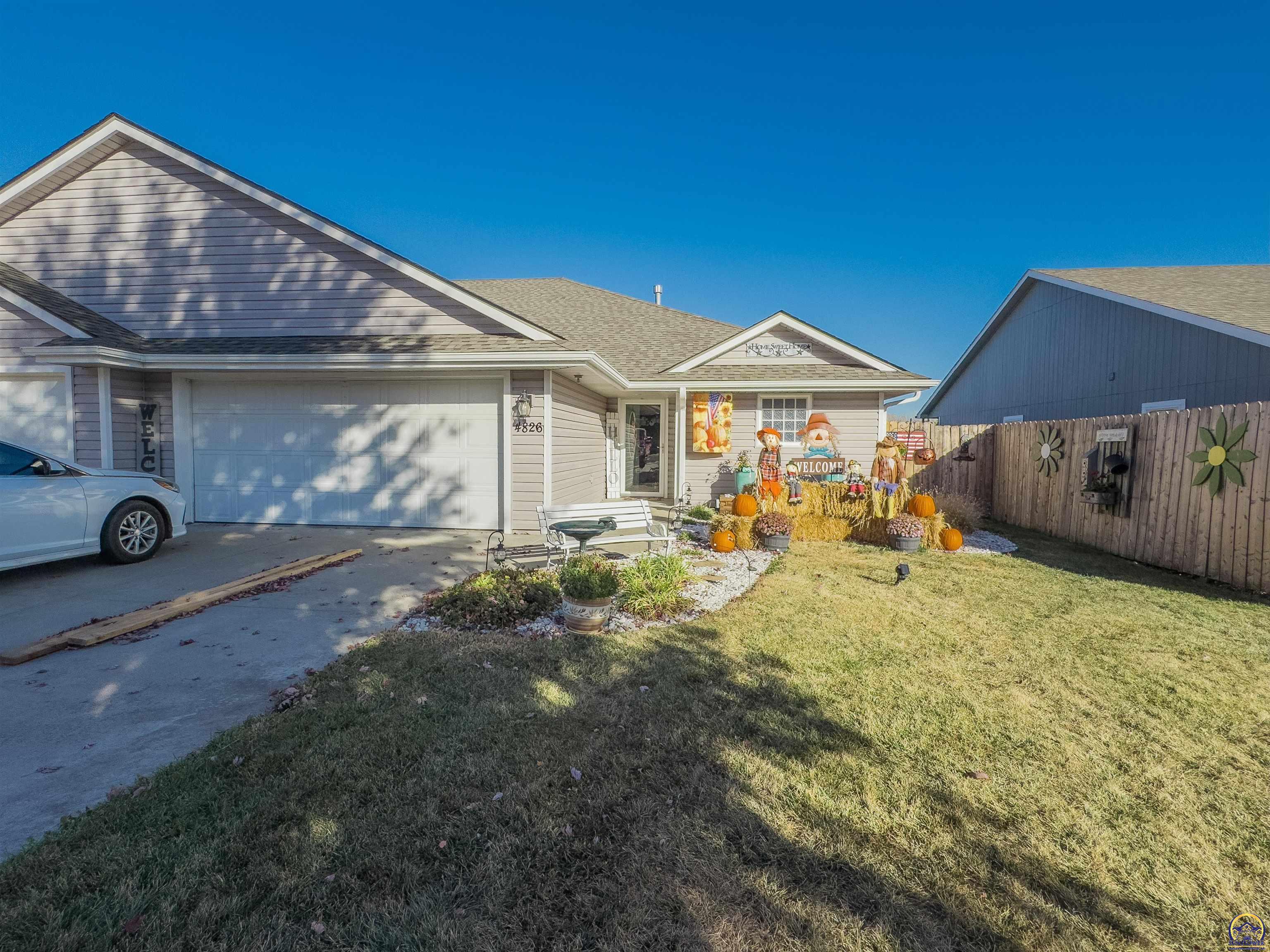 Property Photo:  4826 NW Fielding Rd  KS 66618 