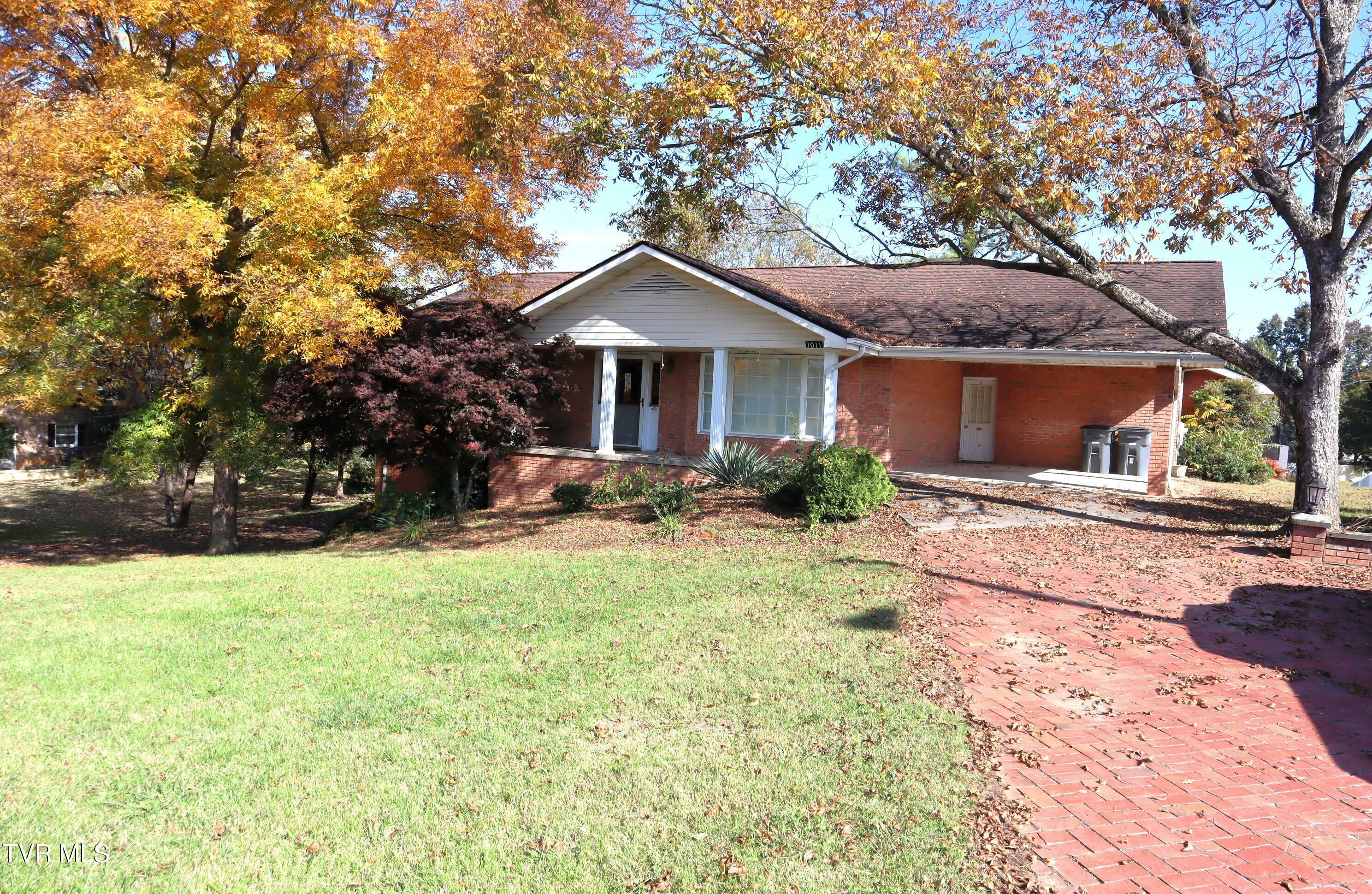 Property Photo:  1011 Lawson Drive  TN 37660 