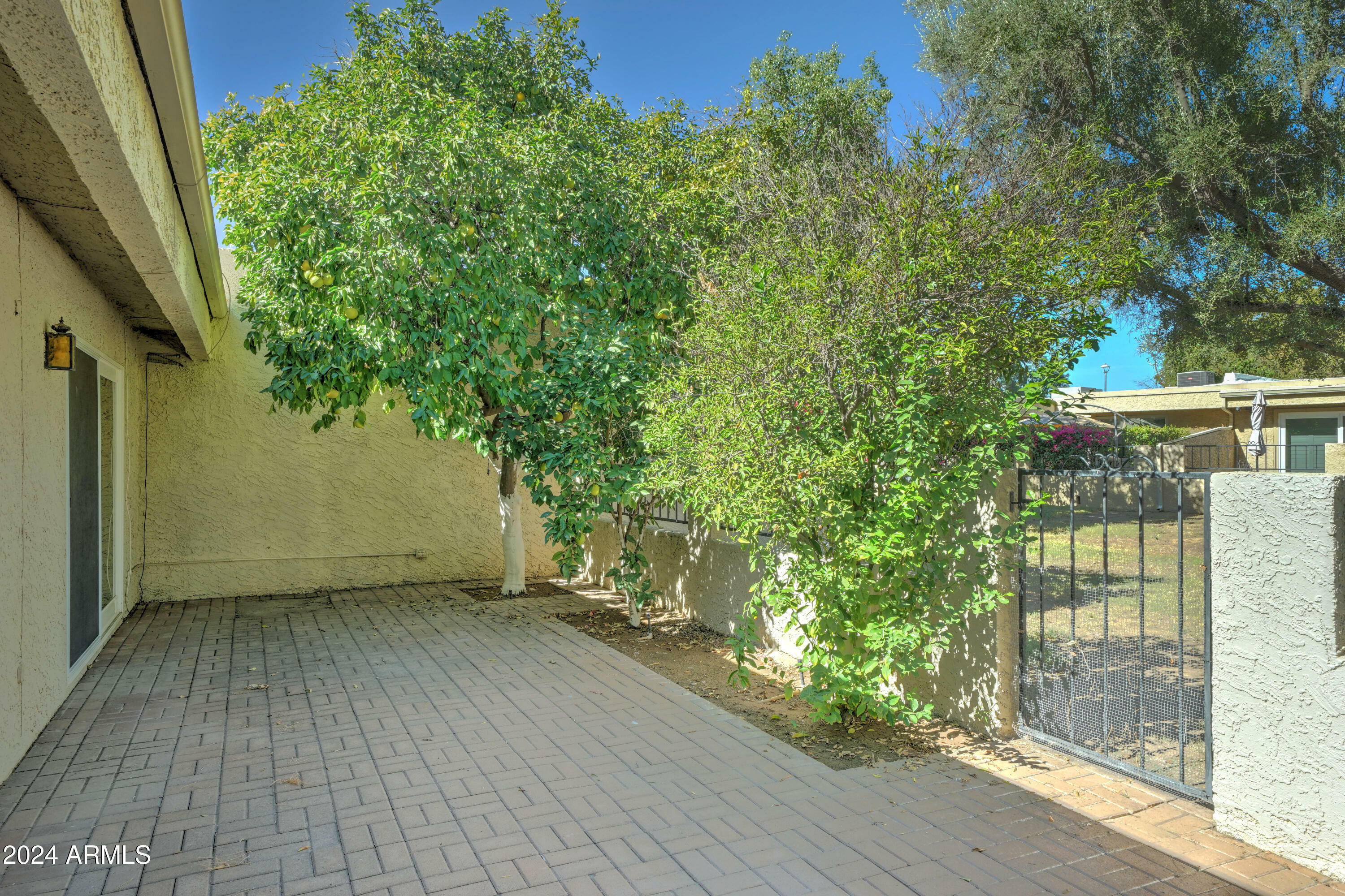 Property Photo:  8216 E Del Cuarzo Drive  AZ 85258 