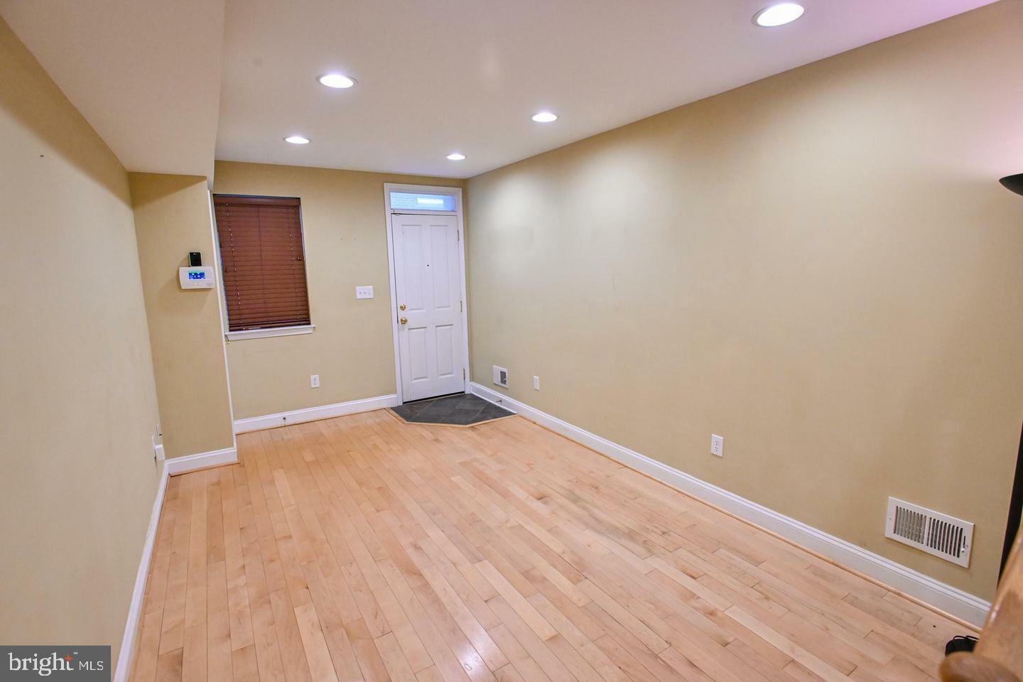 Property Photo:  21 S Chapel Street  MD 21231 